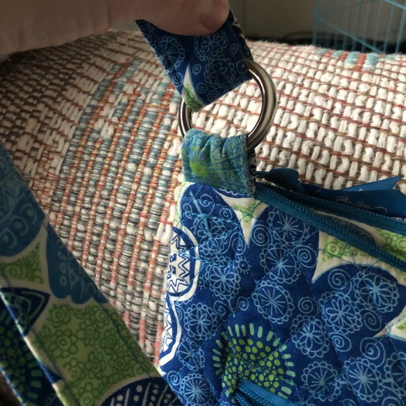 Vera Bradley purse in shades of blue & lime green - Picture 5 of 8
